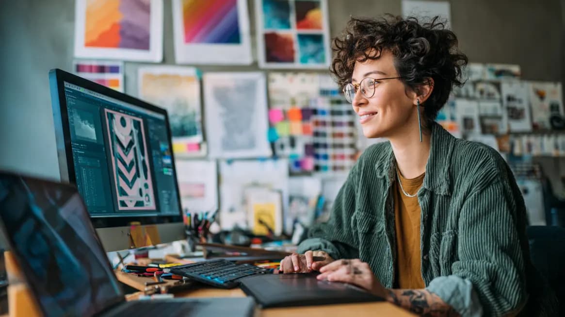 ¿Cuánto gana un Licenciado en Diseño Gráfico Digital?